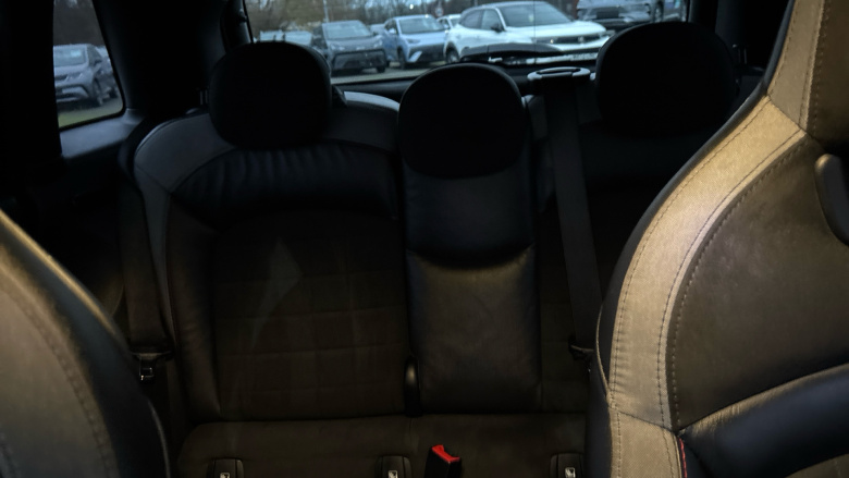 MINI Hatchback 1.5 Cooper Sport 5dr Petrol Hatchback